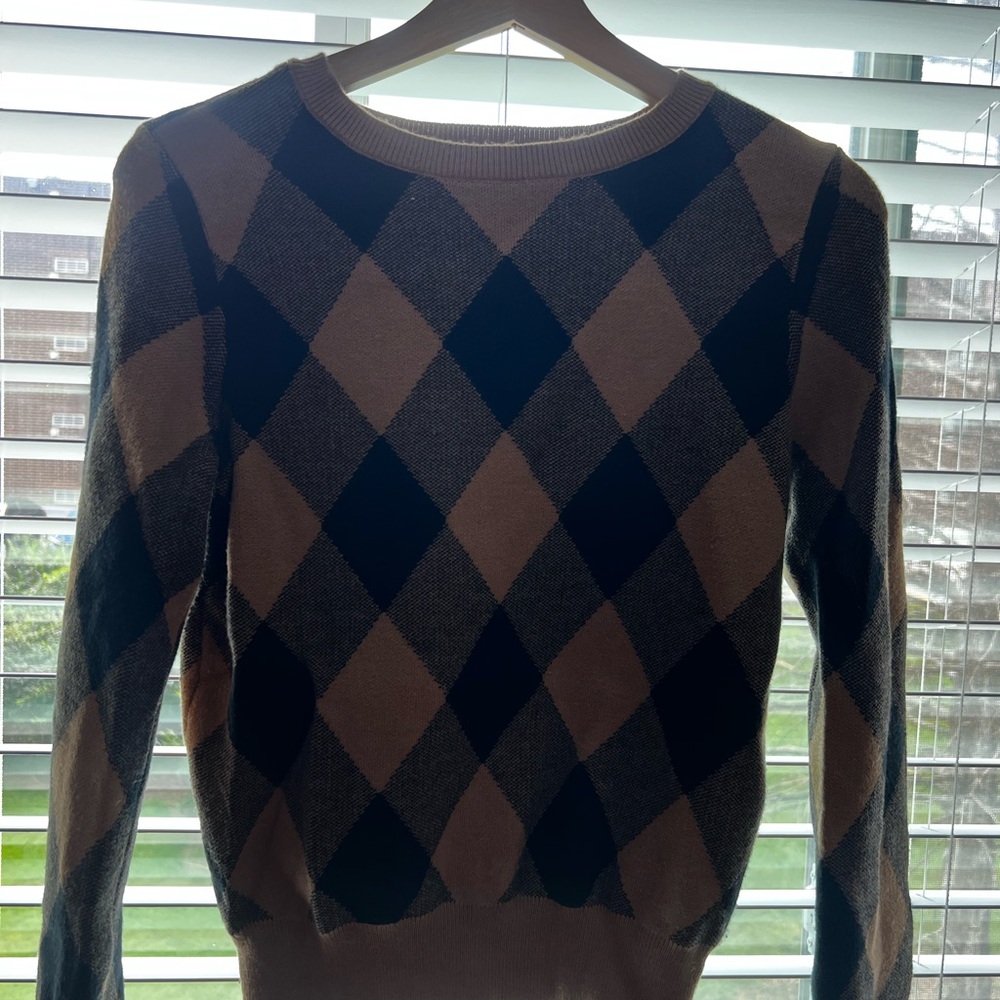 BCBGMaxAzria Women Argyle Sweater - Black and Tan